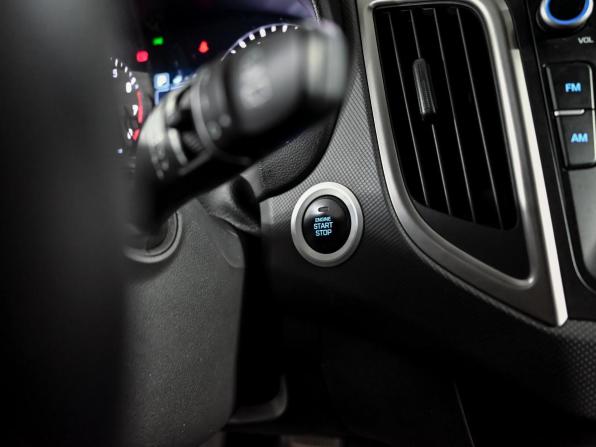 Hyundai Creta I Рестайлинг с пробегом 2021 года, цена 2 170 000 рублей, 93345 км, внедорожник, Автокод Объявления
