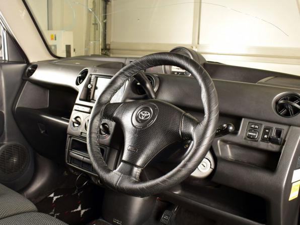 Toyota bB I с пробегом 2001 года, цена 466 999 рублей, 411835 км, компактвэн, Автокод Объявления