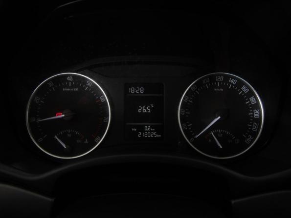 Skoda Octavia II (A5) Рестайлинг с пробегом 2011 года, цена 699 000 рублей, 212020 км, лифтбек, Автокод Объявления