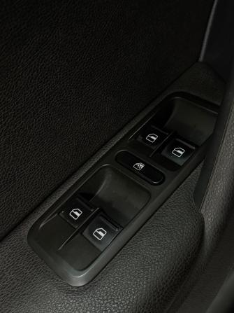 Skoda Yeti I Рестайлинг с пробегом 2015 года, цена 1 050 000 рублей, 250000 км, внедорожник, Автокод Объявления