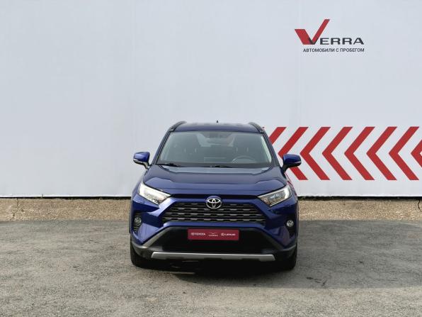 Toyota RAV4 V (XA50) с пробегом 2021 года, цена 3 550 000 рублей, 55555 км, внедорожник, Автокод Объявления