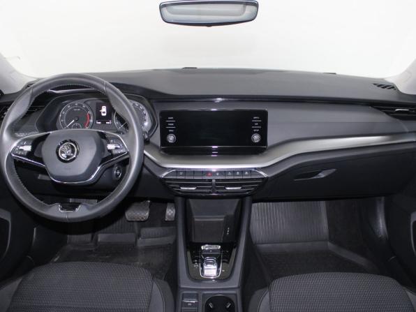 Skoda Octavia IV (A8) с пробегом 2021 года, цена 2 589 900 рублей, 79685 км, лифтбек, Автокод Объявления