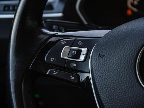 Volkswagen Tiguan II с пробегом 2020 года, цена 2 549 000 рублей, 120647 км, внедорожник, Автокод Объявления