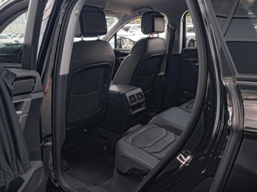 Volkswagen Touareg III Краснодар  - изображение 11