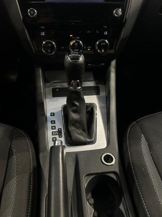 Skoda Octavia III (A7) Рестайлинг с пробегом 2017 года, цена 1 657 000 рублей, 169778 км, лифтбек, Автокод Объявления