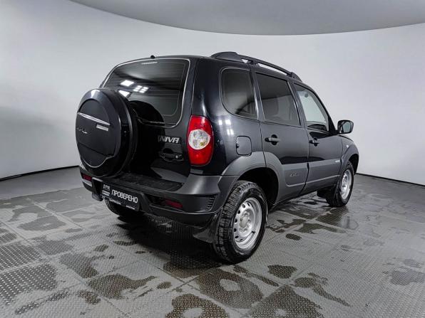 Chevrolet Niva I Рестайлинг с пробегом 2016 года, цена 670 000 рублей, 72684 км, внедорожник, Автокод Объявления
