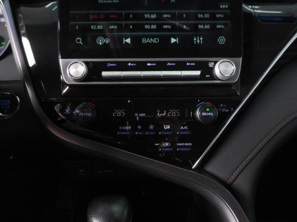 Toyota Camry VIII (XV70) с пробегом 2020 года, цена 2 699 000 рублей, 185920 км, седан, Автокод Объявления