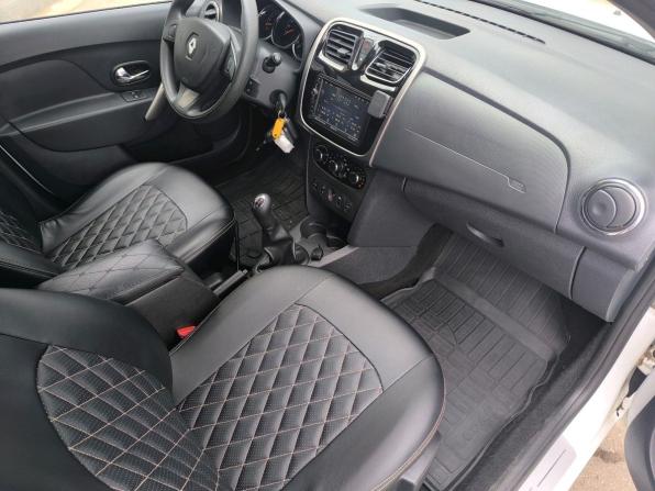 Renault Logan II с пробегом 2017 года, цена 790 000 рублей, 123799 км, седан, Автокод Объявления
