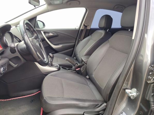 Opel Astra J с пробегом 2011 года, цена 649 000 рублей, 169182 км, хэтчбек, Автокод Объявления