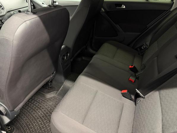 Volkswagen Tiguan I Рестайлинг с пробегом 2012 года, цена 825 000 рублей, 229963 км, внедорожник, Автокод Объявления