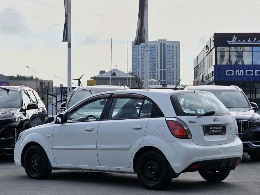 Kia Rio II Рестайлинг Новосибирск  - изображение 5