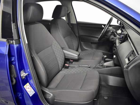 Skoda Rapid II с пробегом 2022 года, цена 2 037 900 рублей, 53525 км, лифтбек, Автокод Объявления