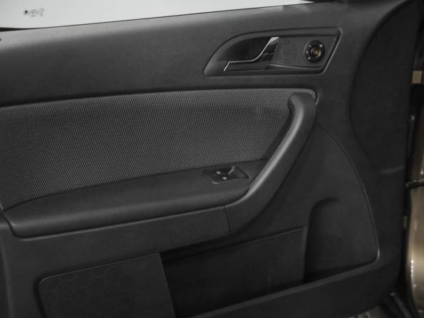 Skoda Yeti I с пробегом 2011 года, цена 929 000 рублей, 94636 км, внедорожник, Автокод Объявления