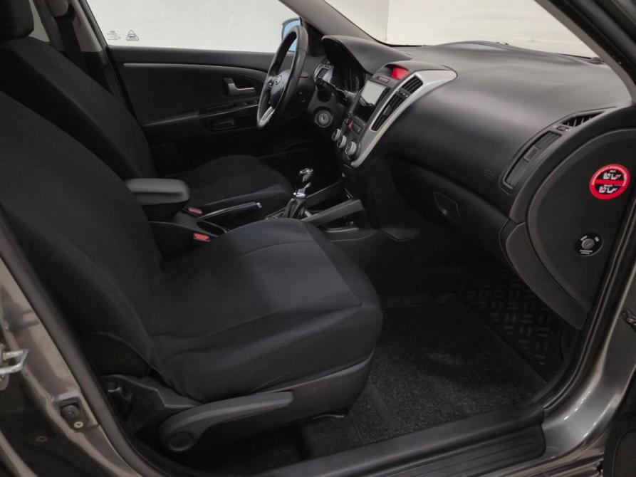 Kia Ceed I Рестайлинг Альметьевск  - изображение 13