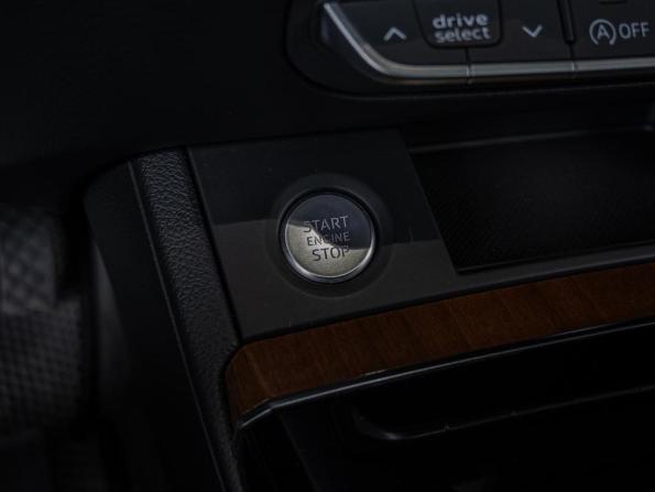 Audi Q5 II (FY) Рестайлинг с пробегом 2021 года, цена 4 700 000 рублей, 57648 км, внедорожник, Автокод Объявления
