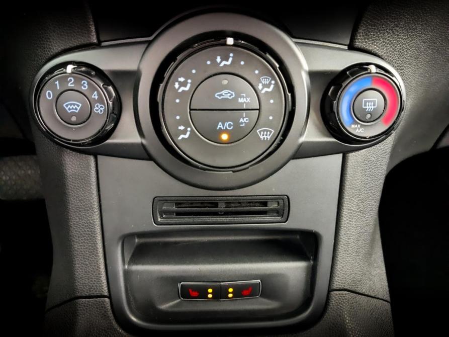 Ford Fiesta Mk6 Рестайлинг Санкт-Петербург  - изображение 25