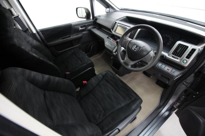 Honda Stepwgn IV Рестайлинг с пробегом 2012 года, цена 1 280 000 рублей, 292745 км, минивэн, Автокод Объявления