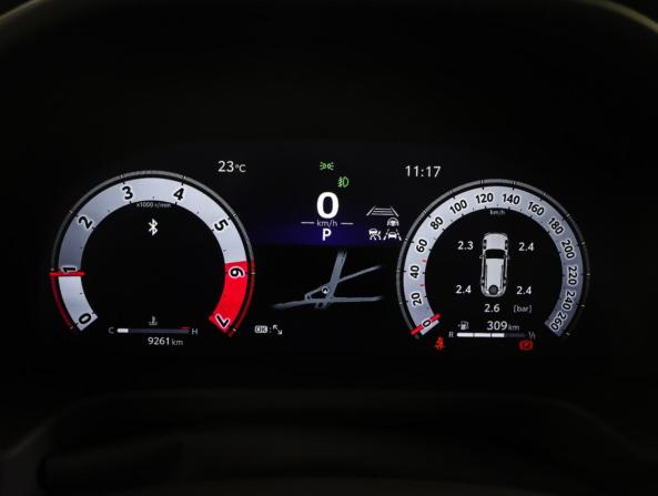 Toyota Land Cruiser 300 Series с пробегом 2025 года, цена 12 890 000 рублей, 9153 км, внедорожник, Автокод Объявления