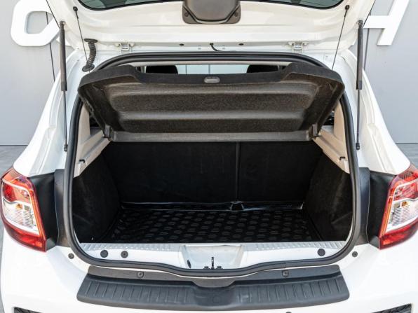 Renault Sandero II Рестайлинг с пробегом 2019 года, цена 1 239 000 рублей, 123905 км, хэтчбек, Автокод Объявления
