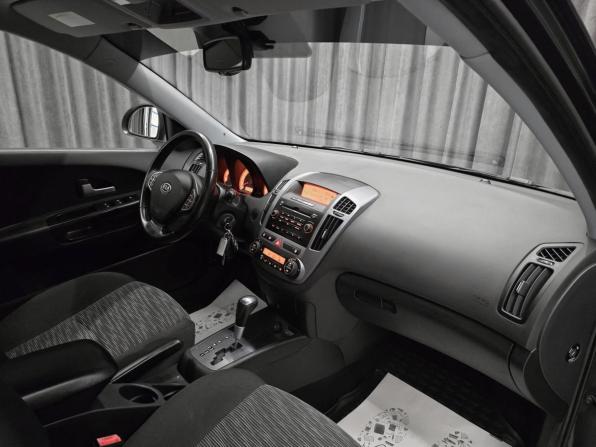 Kia Ceed I с пробегом 2007 года, цена 599 000 рублей, 220000 км, универсал, Автокод Объявления