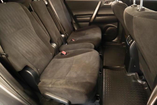 Toyota Highlander II (XU40) Рестайлинг с пробегом 2013 года, цена 1 999 000 рублей, 280404 км, внедорожник, Автокод Объявления