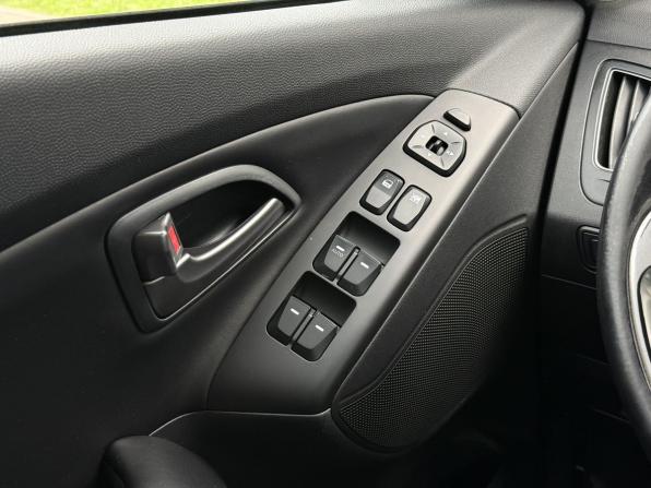 Hyundai ix35 I Рестайлинг с пробегом 2014 года, цена 1 220 000 рублей, 174632 км, внедорожник, Автокод Объявления