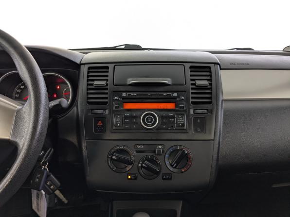 Nissan Tiida I Рестайлинг с пробегом 2013 года, цена 995 000 рублей, 85346 км, хэтчбек, Автокод Объявления