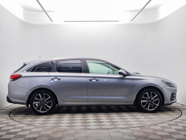 Hyundai i30 III Рестайлинг 2 с пробегом 2022 года, цена 1 870 000 рублей, 69716 км, универсал, Автокод Объявления