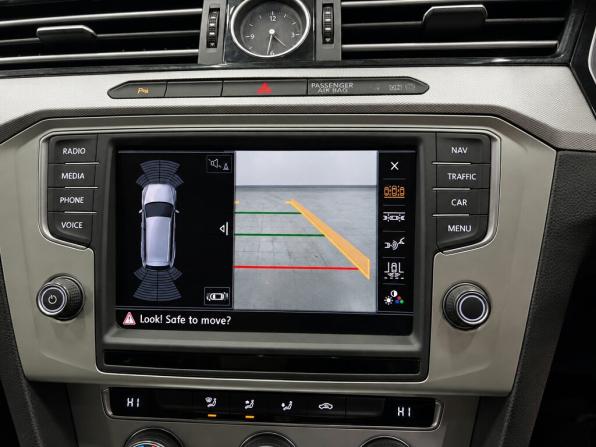 Volkswagen Passat B8 с пробегом 2015 года, цена 1 499 000 рублей, 185000 км, седан, Автокод Объявления