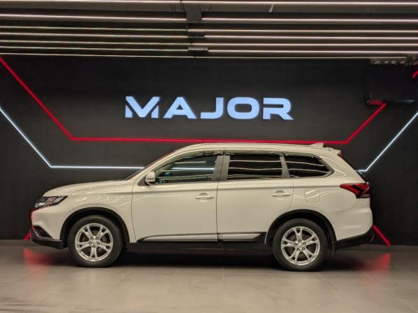 Mitsubishi Outlander III Рестайлинг 3 с пробегом 2020 года, цена 2 440 000 рублей, 98552 км, внедорожник, Автокод Объявления