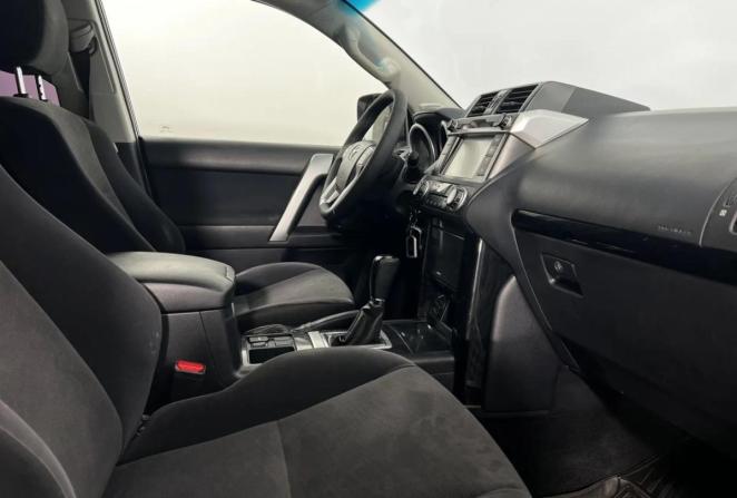 Toyota Land Cruiser Prado 150 Series Рестайлинг 1 с пробегом 2016 года, цена 3 600 000 рублей, 178869 км, внедорожник, Автокод Объявления