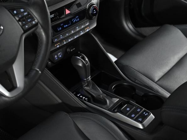 Hyundai Tucson III Рестайлинг с пробегом 2018 года, цена 1 699 000 рублей, 135000 км, внедорожник, Автокод Объявления