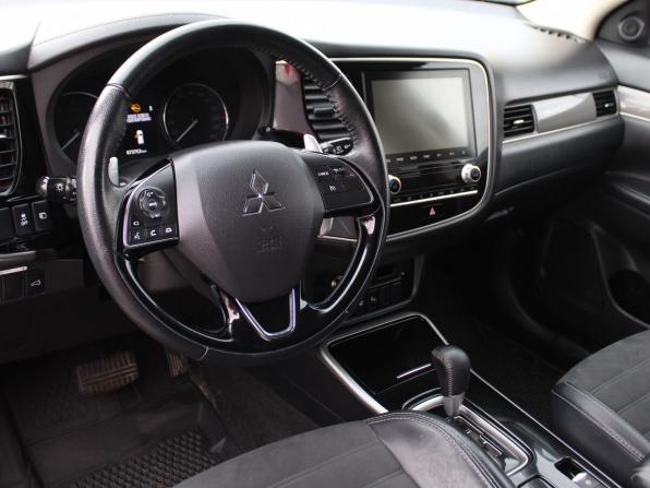 Mitsubishi Outlander III Рестайлинг 3 с пробегом 2021 года, цена 2 959 000 рублей, 73741 км, внедорожник, Автокод Объявления