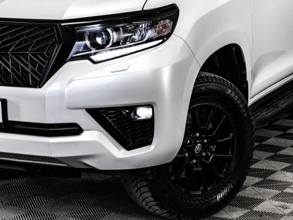 Toyota Land Cruiser Prado 150 Series Рестайлинг 3 с пробегом 2021 года, цена 6 100 000 рублей, 57988 км, внедорожник, Автокод Объявления
