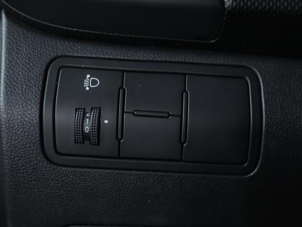 Hyundai Solaris I с пробегом 2013 года, цена 649 000 рублей, 185643 км, седан, Автокод Объявления