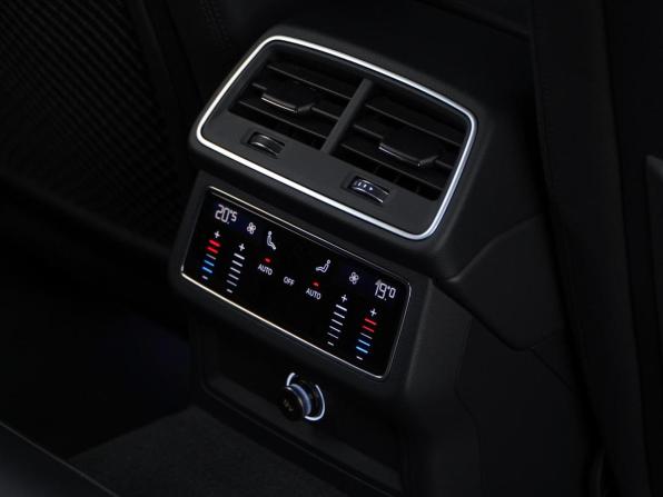 Audi A6 V (C8) с пробегом 2019 года, цена 3 899 000 рублей, 160937 км, седан, Автокод Объявления