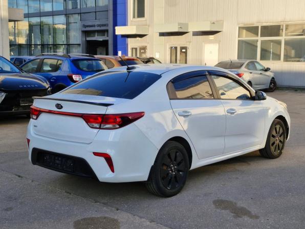 Kia Rio IV с пробегом 2017 года, цена 899 000 рублей, 153212 км, седан, Автокод Объявления