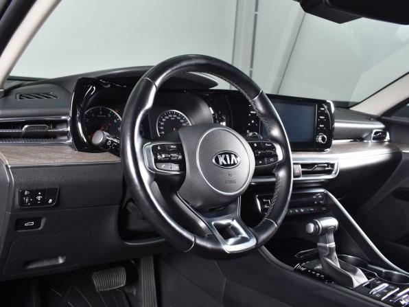 Kia K5 III с пробегом 2021 года, цена 2 075 997 рублей, 60102 км, седан, Автокод Объявления