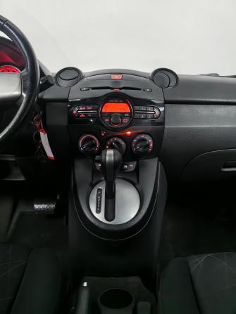 Mazda 2 II Рестайлинг (DE2) с пробегом 2013 года, цена 833 000 рублей, 155471 км, хэтчбек, Автокод Объявления