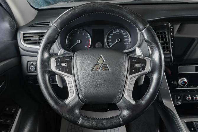 Mitsubishi Pajero Sport III Рестайлинг с пробегом 2020 года, цена 3 699 000 рублей, 66995 км, внедорожник, Автокод Объявления