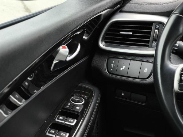 Kia Sorento III Prime Рестайлинг с пробегом 2019 года, цена 2 150 000 рублей, 261154 км, внедорожник, Автокод Объявления