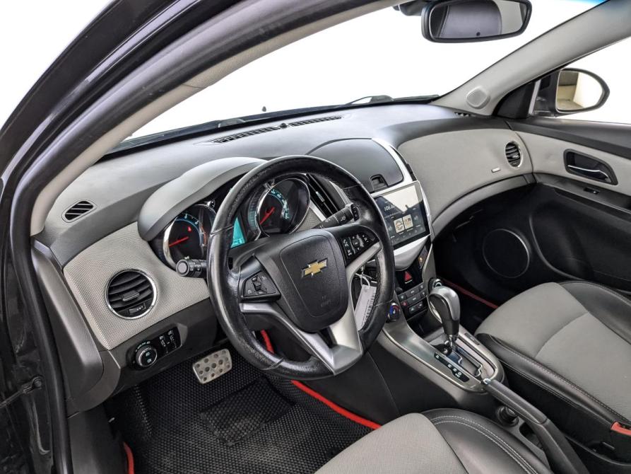 Chevrolet Cruze I Рестайлинг Москва  - изображение 15