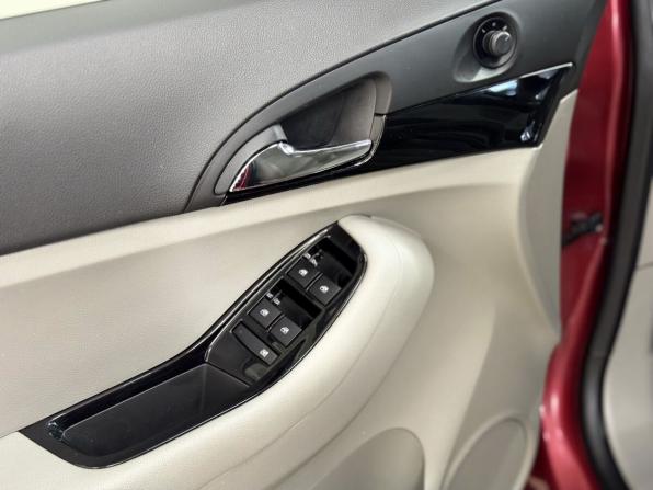 Chevrolet Orlando I с пробегом 2012 года, цена 1 350 000 рублей, 119901 км, компактвэн, Автокод Объявления