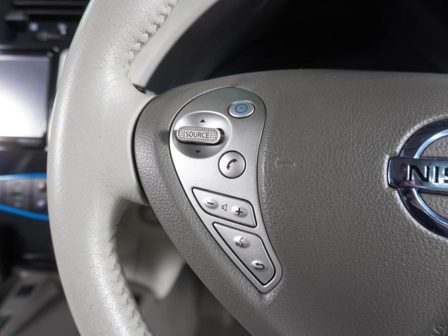 Nissan Leaf I (ZE0/AZE0) Воронеж  - изображение 22
