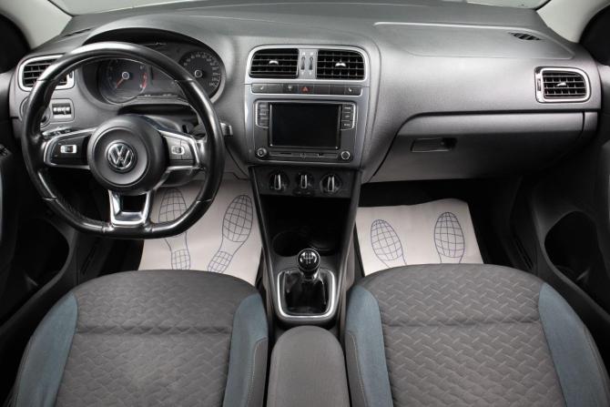 Volkswagen Polo V Рестайлинг с пробегом 2019 года, цена 1 199 000 рублей, 107292 км, седан, Автокод Объявления