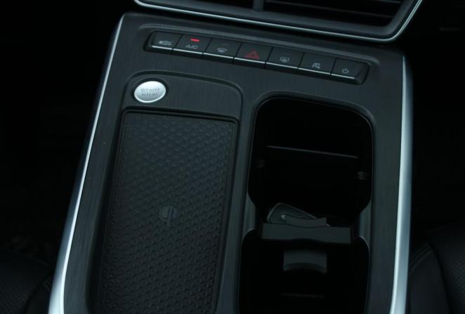 Haval F7 I Рестайлинг с пробегом 2024 года, цена 2 949 000 рублей, 54616 км, внедорожник, Автокод Объявления
