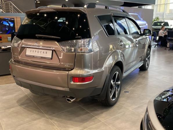 Mitsubishi Outlander II Рестайлинг с пробегом 2011 года, цена 1 575 000 рублей, 114532 км, внедорожник, Автокод Объявления