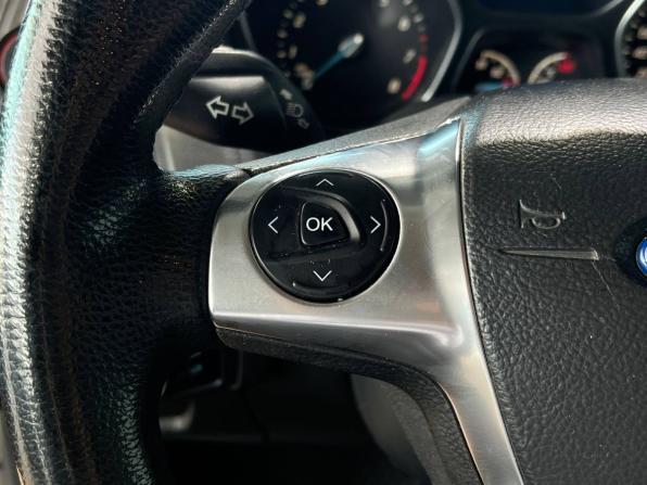 Ford Focus III с пробегом 2013 года, цена 730 000 рублей, 196102 км, седан, Автокод Объявления