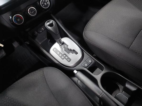 Kia Rio III Рестайлинг с пробегом 2016 года, цена 1 140 000 рублей, 51270 км, хэтчбек, Автокод Объявления
