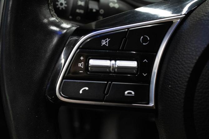 Kia Ceed III с пробегом 2020 года, цена 1 899 000 рублей, 111199 км, универсал, Автокод Объявления